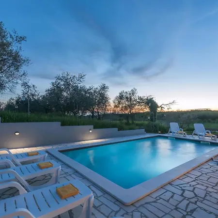 度假居 Pendolina Mit Privatem Pool Und Jacuzzi