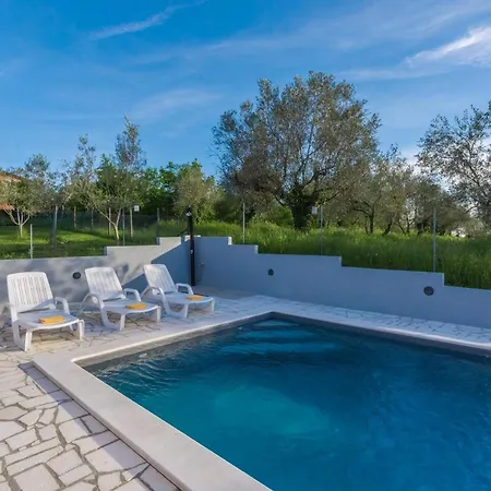 Pendolina Mit Privatem Pool Und Jacuzzi * Buroli