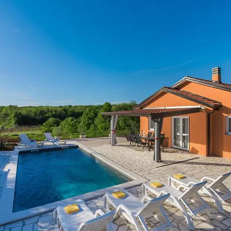 Pendolina Mit Privatem Pool Und Jacuzzi * Buroli